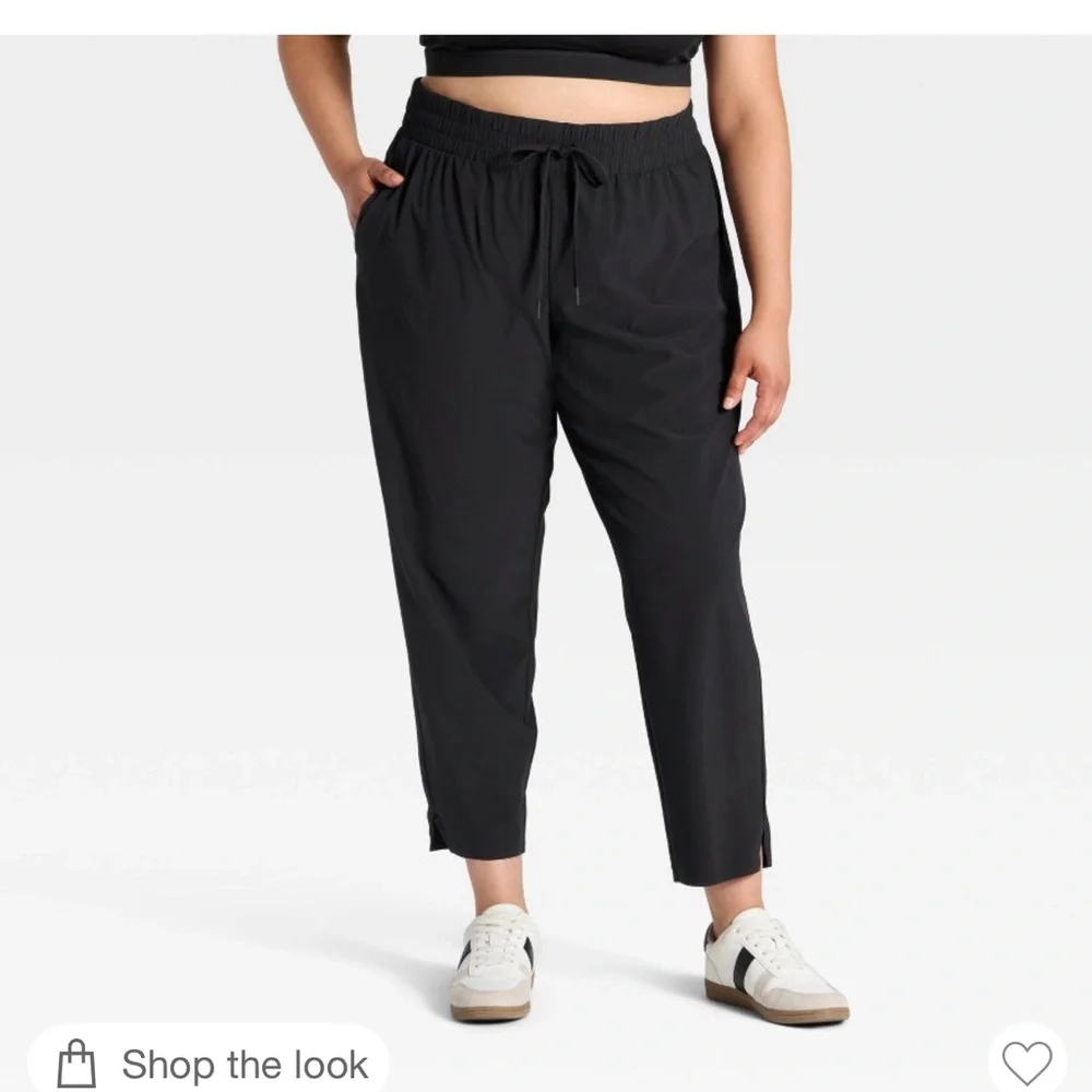 Women’s All in Motion Joggers/ taper pants Bundle Grey, Olive, & Black, 3X - Picture 4 of 15